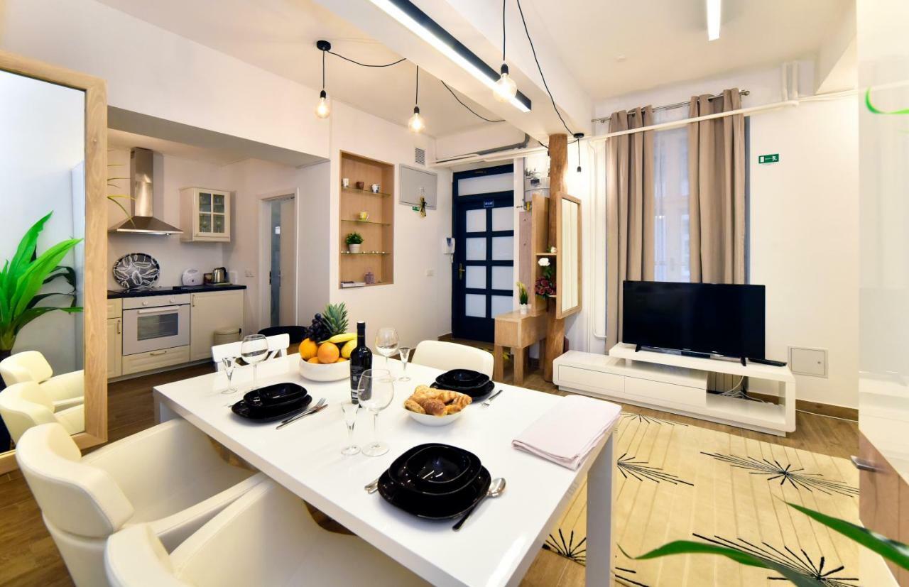 Ban Jelacic Apartment ザグレブ エクステリア 写真